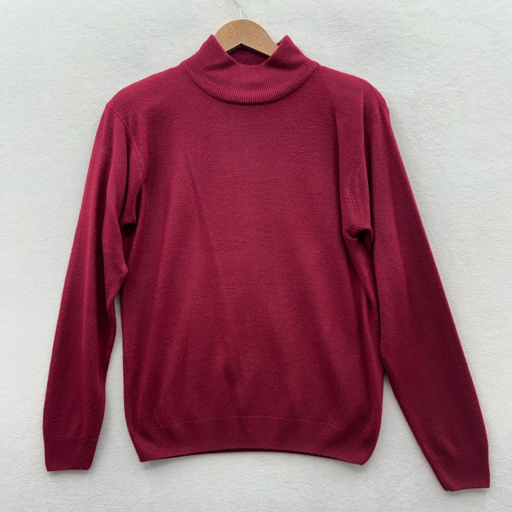 Milano Design Group Women’s Medium Red Soft Mock Neck Sweater